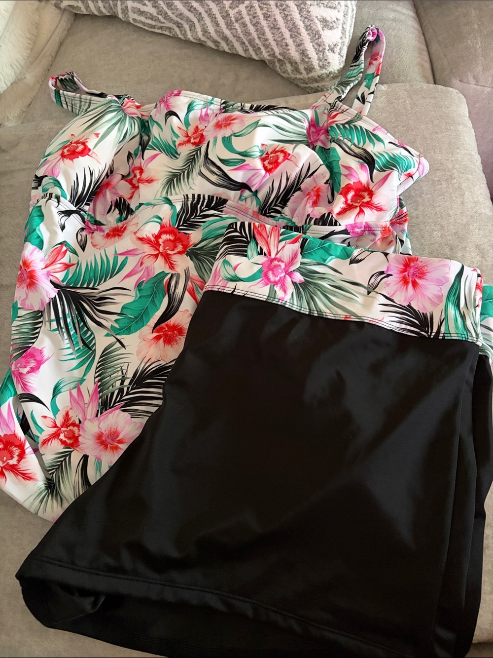 Floral South Point Tropical Two-Piece Swim Set with Black Skirt - 22W